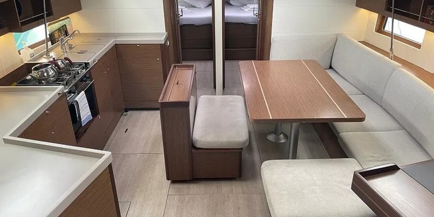 Beneteau Oceanis 46.1
