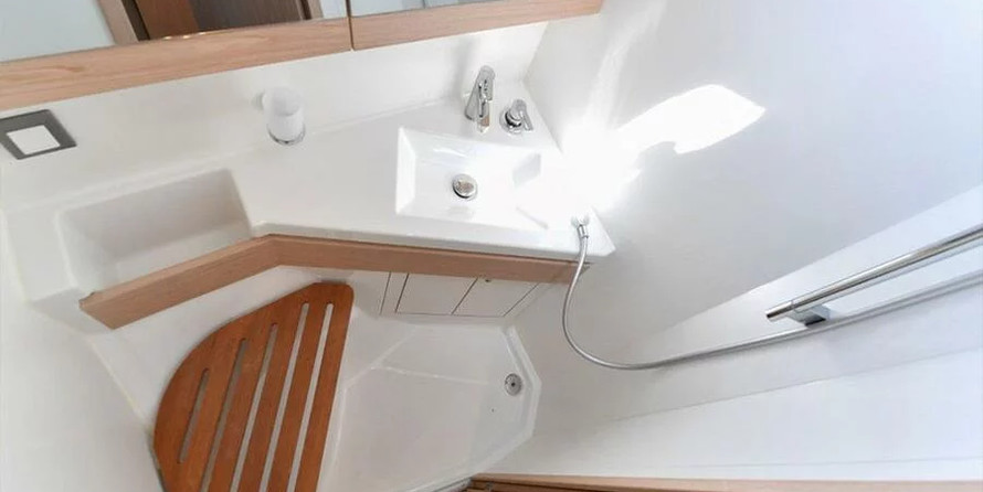 Beneteau Oceanis 46.1