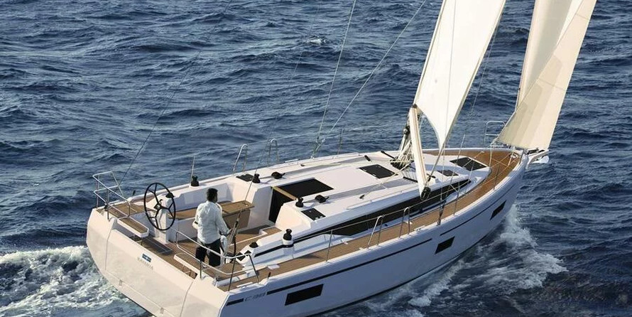 Bavaria C38