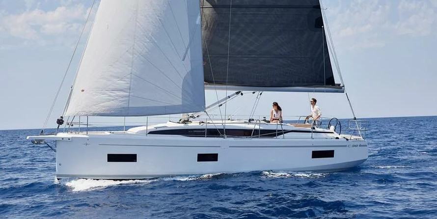 Bavaria C38