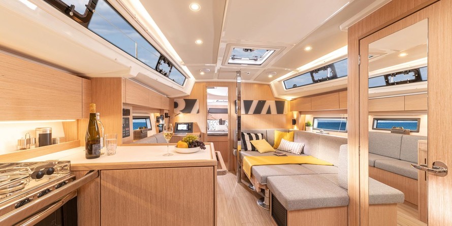 Bavaria C38