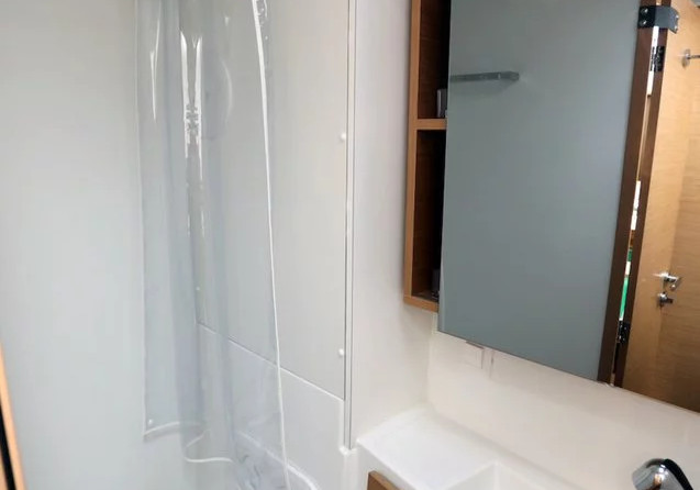 Excess 12 - 4 + 1 + 1 cab.