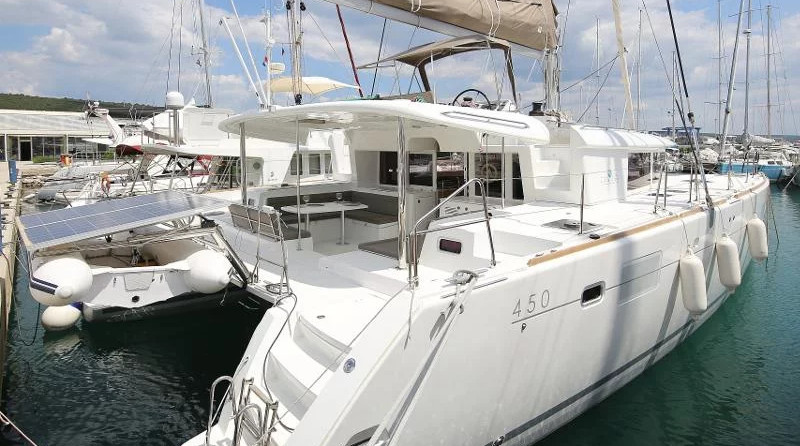 Lagoon 450 F