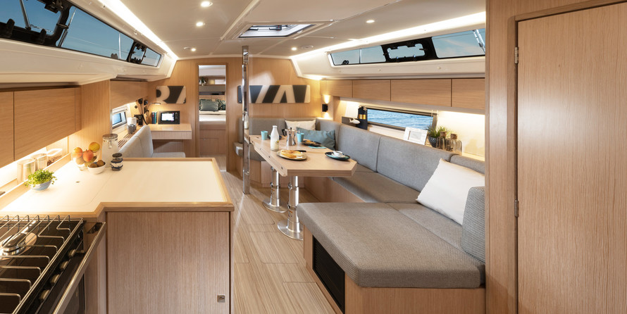 Bavaria C42
