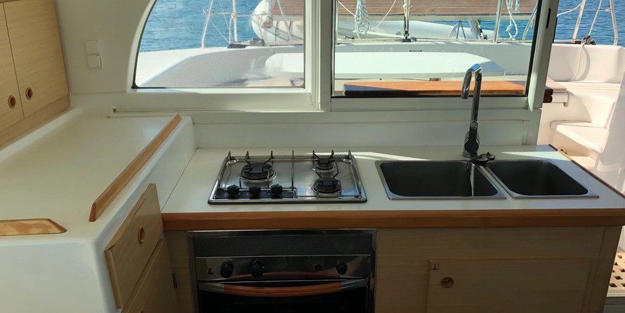 Lagoon 380 S2