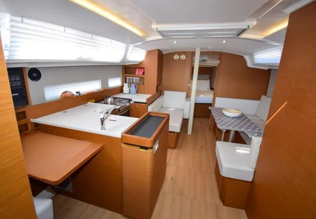 Jeanneau Sun Odyssey 410