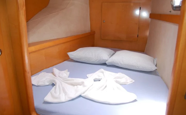 Fountaine pajot belize 43