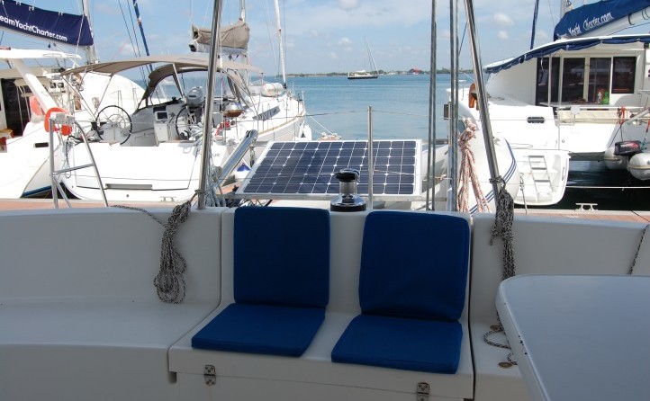 Fountaine pajot belize 43