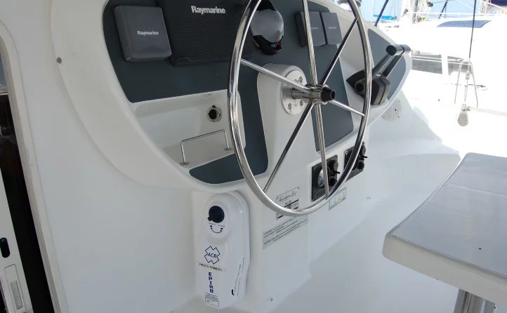 Fountaine pajot belize 43