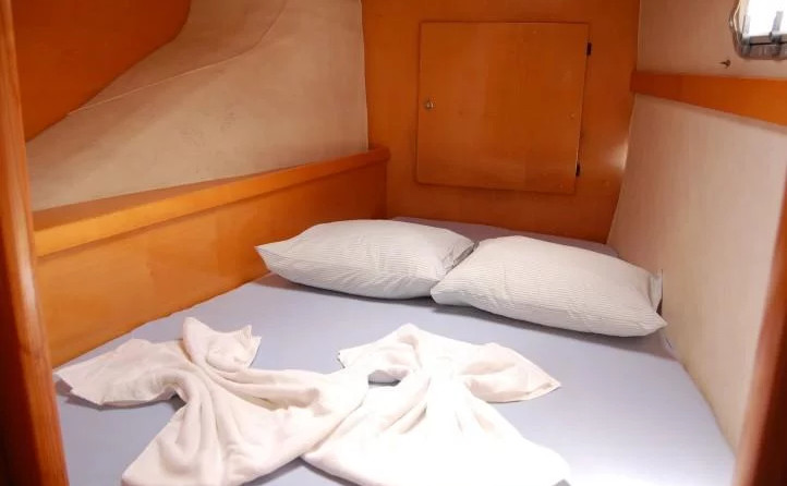 Fountaine pajot belize 43