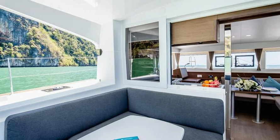 Lagoon 40 - 4 + 2 cab