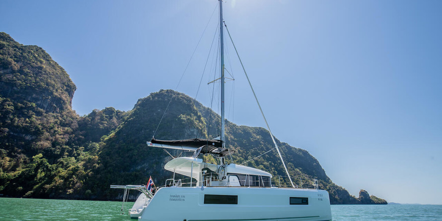 Lagoon 40 - 4 + 2 cab