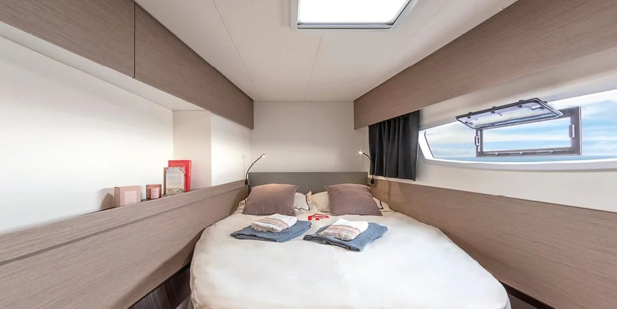 Fountaine Pajot Elba 45