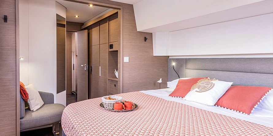 Fountaine Pajot Aura 51 ELECTRIC