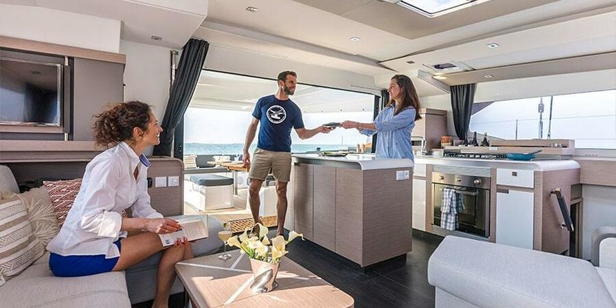 Fountaine Pajot Aura 51 ELECTRIC