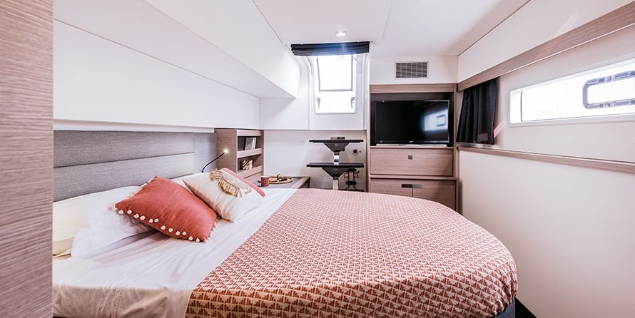 Fountaine Pajot Aura 51 ELECTRIC