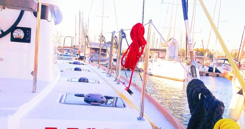 Lagoon 39