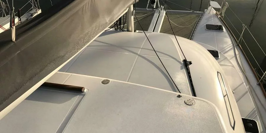 Lagoon 380 - 4 + 2 cab.