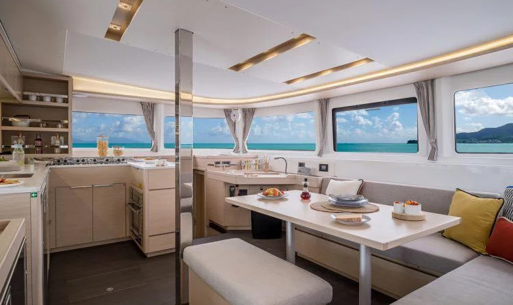 Lagoon 46 - 4 + 2 cab.