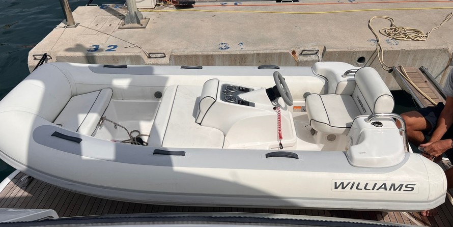 Fairline 58 Squadron