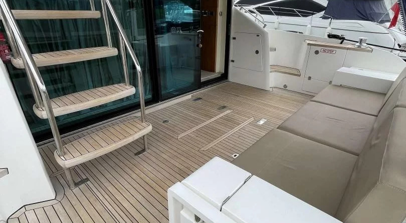 Fairline 58 Squadron