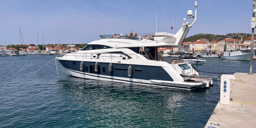 Fairline 58 Squadron
