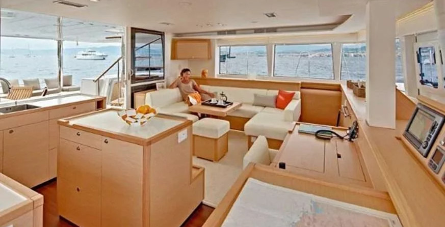 Lagoon 560