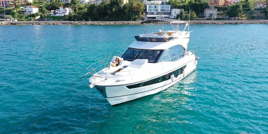 Beneteau Monte Carlo 52