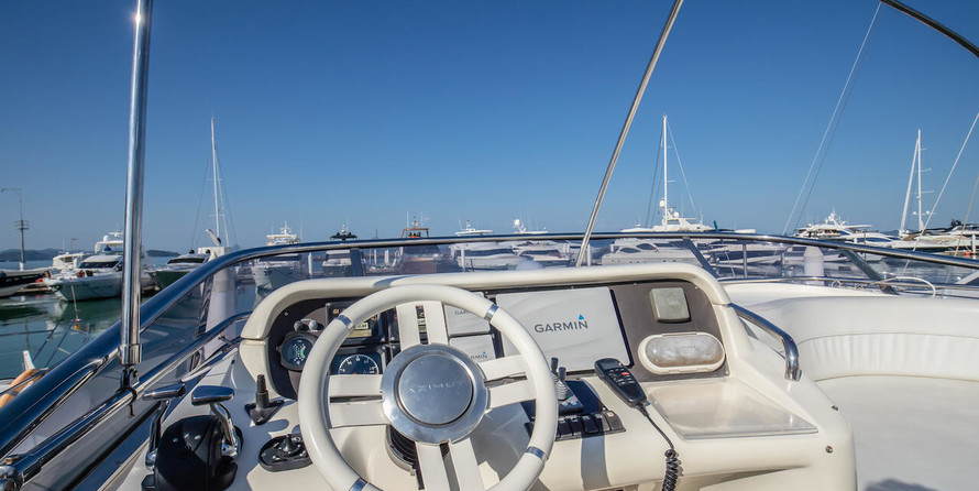 Azimut 55