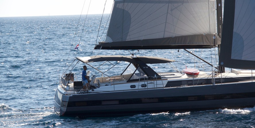 Beneteau Oceanis Yacht 62