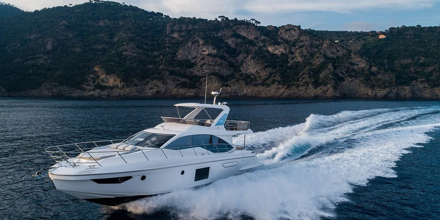 Azimut 55