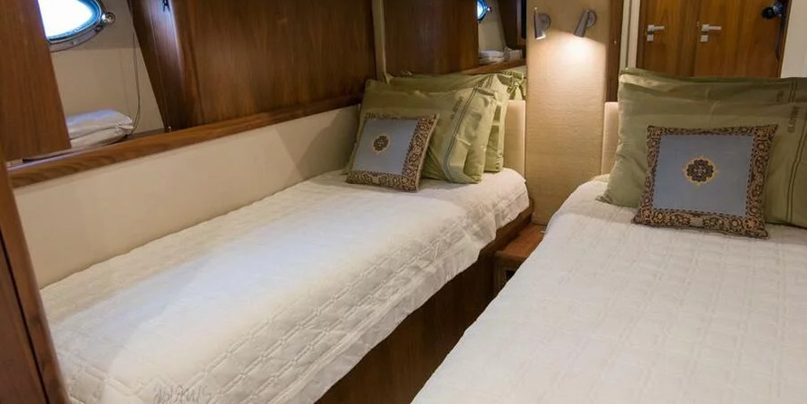 Sunseeker Predator 72