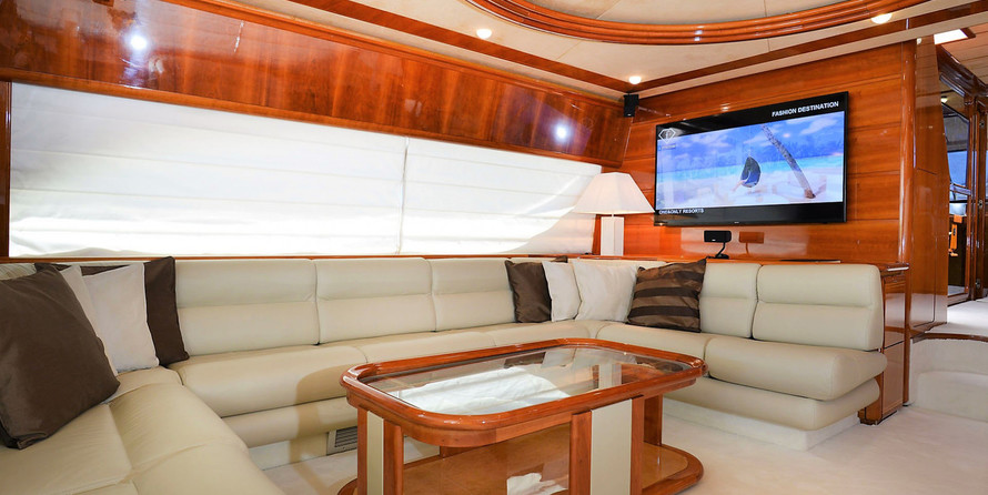 Ferretti 80