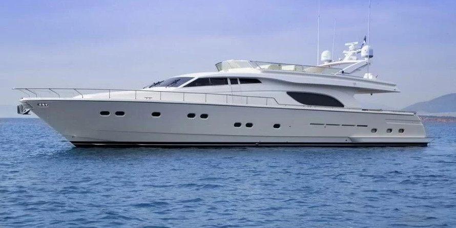 Ferretti 80