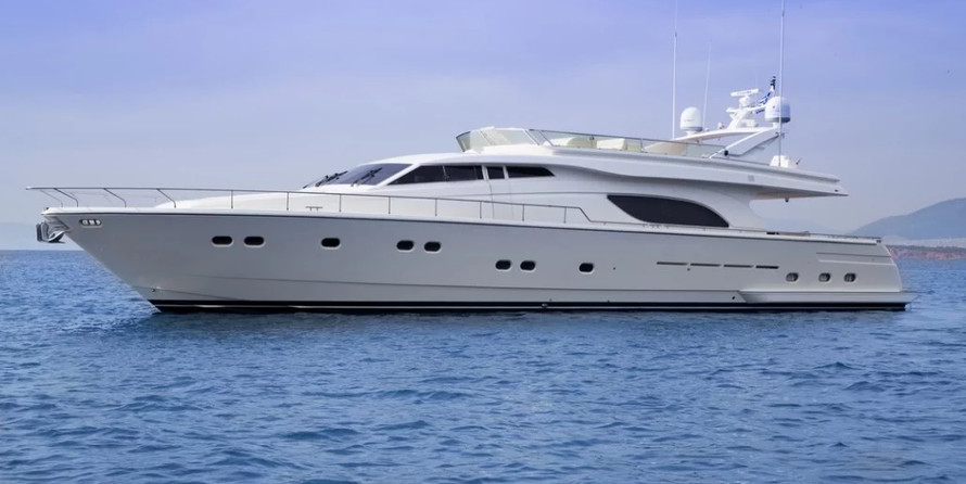 Ferretti 80