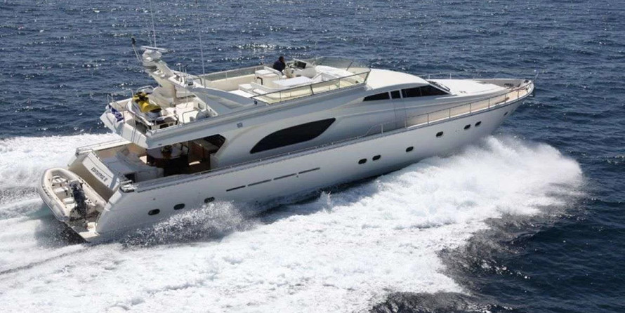 Ferretti 80