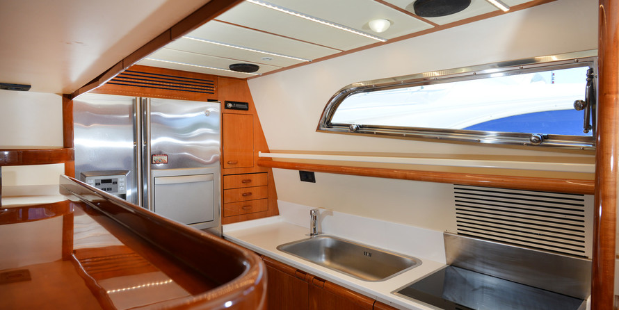 Ferretti 80