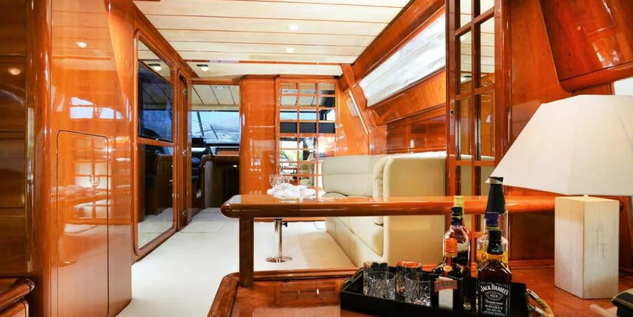 Ferretti 80