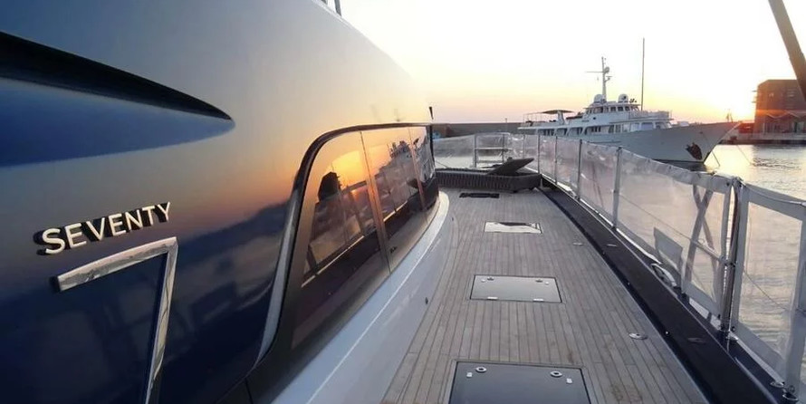 Lagoon SEVENTY 7