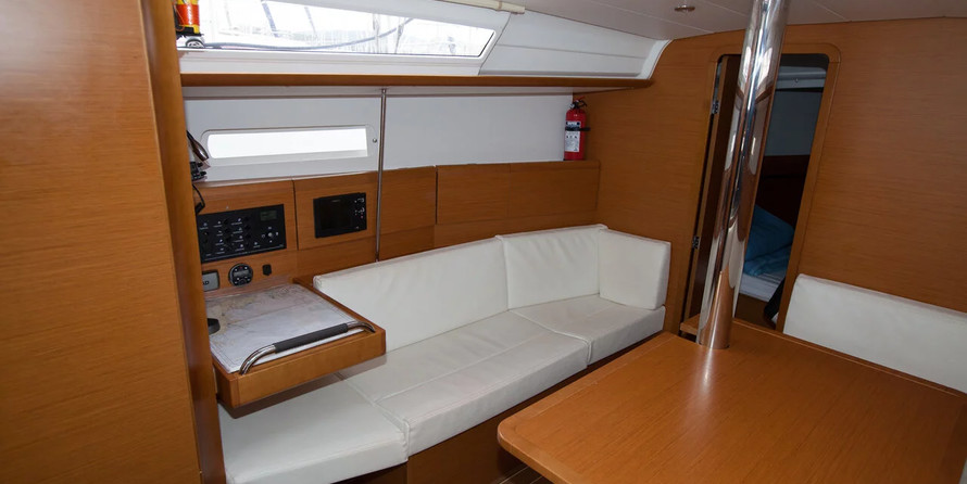 Jeanneau Sun Odyssey 379