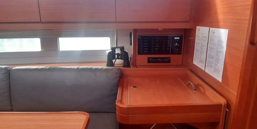 Dufour 390 GL