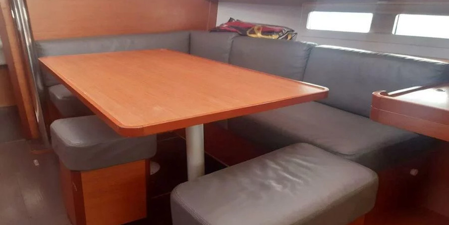 Dufour 390 GL