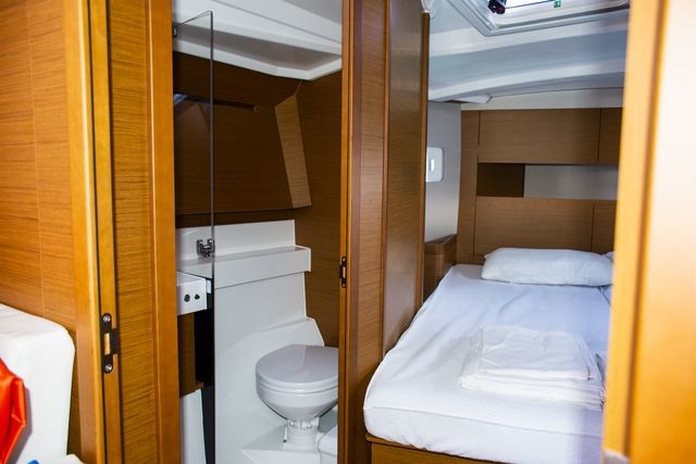 Jeanneau Sun Odyssey 410