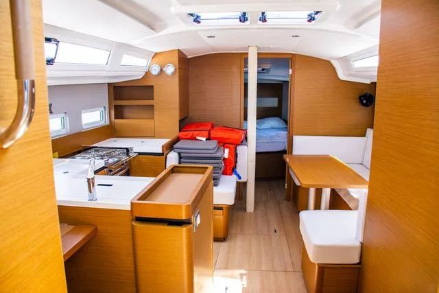 Jeanneau Sun Odyssey 410