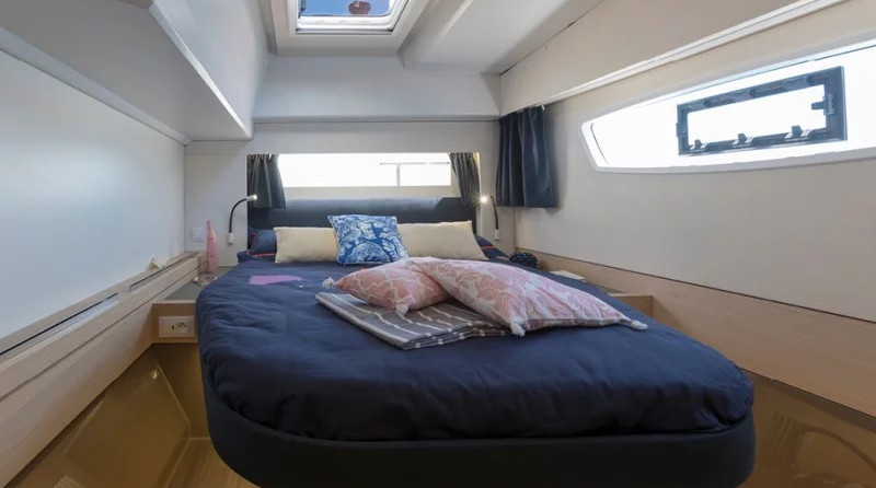 Fountaine Pajot Astrea 42