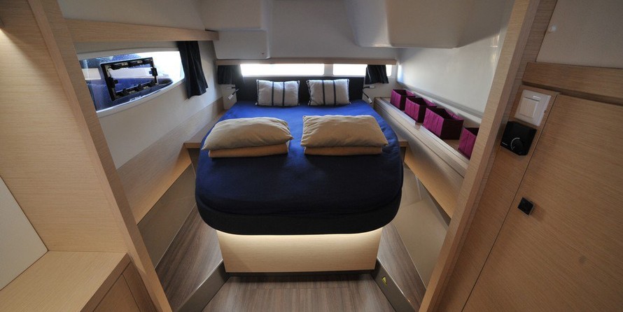 Fountaine Pajot Lucia 40
