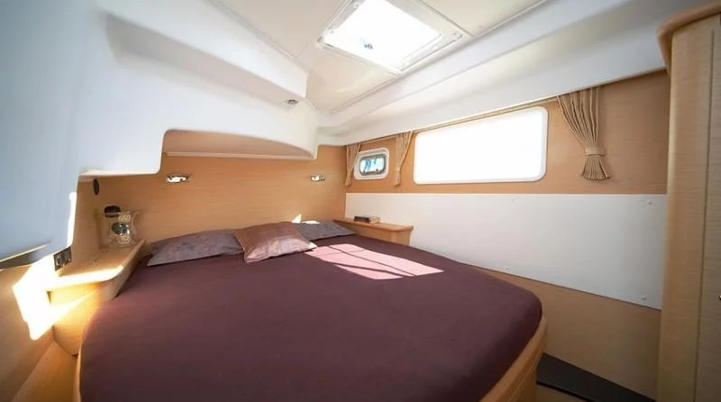 Lagoon 440 - 4 + 2 cab.