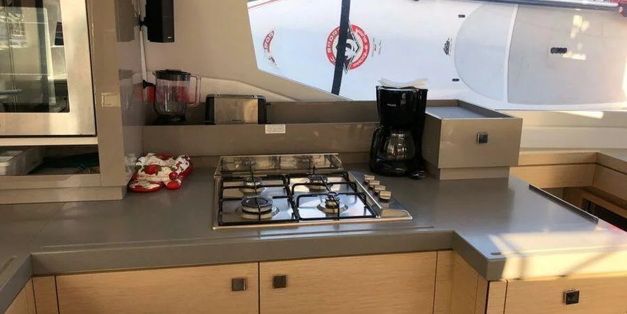 Fountaine Pajot Saona 47