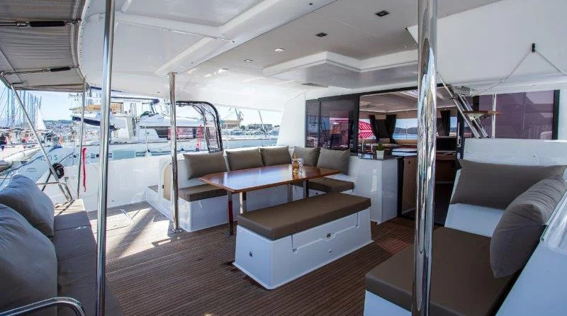 Fountaine Pajot Saba 50