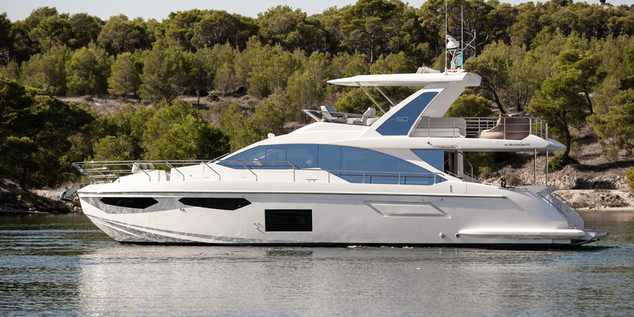 Azimut 60 6+2